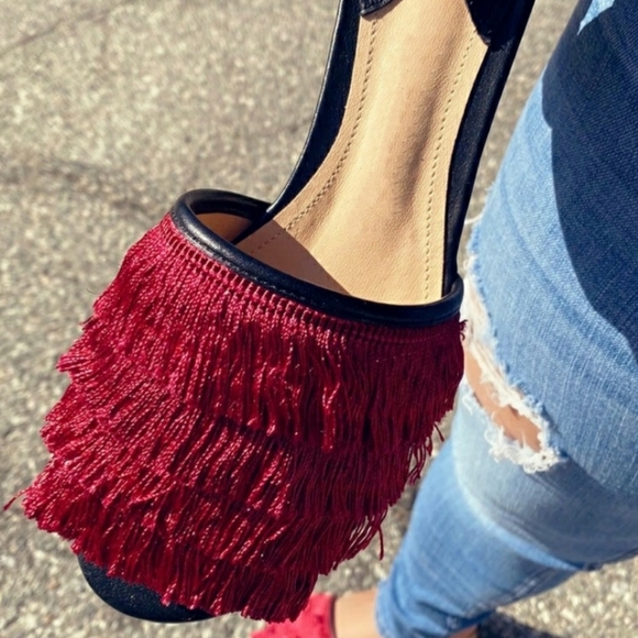 Fringe Sandal-BURGUNDY.  NEW. - Picture 2 of 2